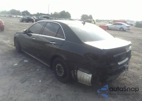 2016 Mercedes-Benz E 350 4Matic из США, поврежденный, VIN WDDHF8JBXGB285407